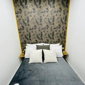 Frank Anthony Appartement Naples